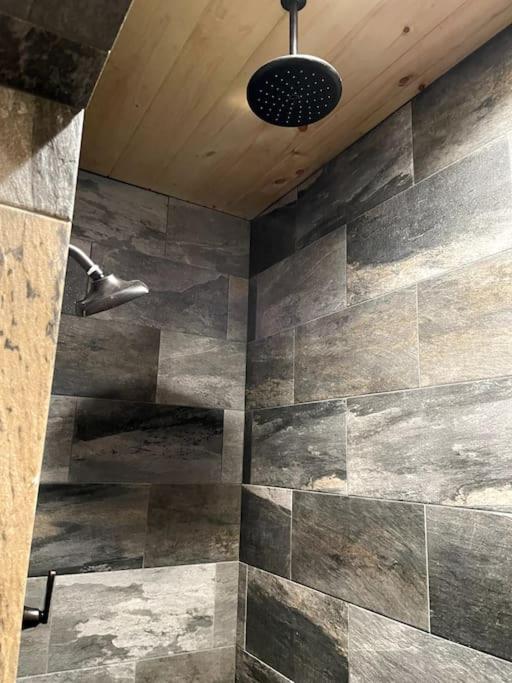 The Secluded Reset Button Cabin 布罗肯鲍 外观 照片